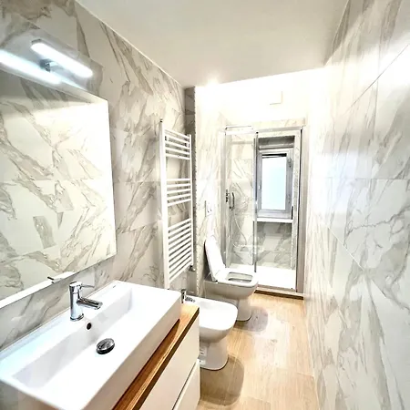 A Due Passi Da Brignole Genua