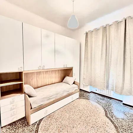 A Due Passi Da Brignole * Genua