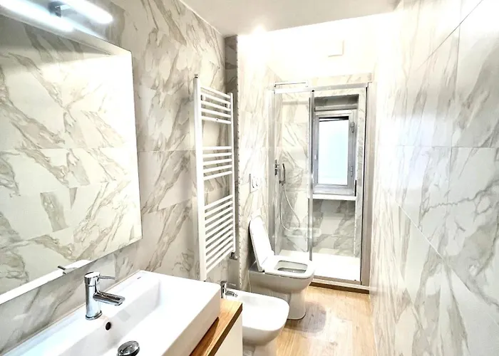 A Due Passi Da Brignole 제노바